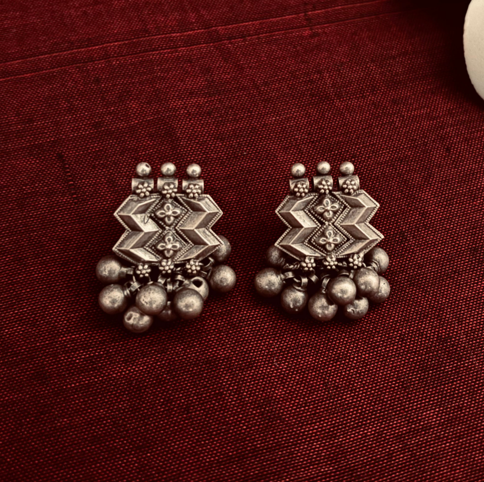 वज्रटिक कानातले| Vajrateek Earrings