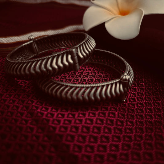 शिंदेशाही तोडे (पोकळ) | Shindeshahi Tode (Hollow)