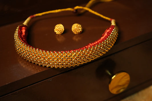 गादी ठुशी + कानातले | Gadi Thushi + Earrings