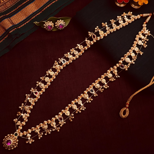कोल्हापुरी साज + कानातले | Kolhapuri Saaj + Earrings