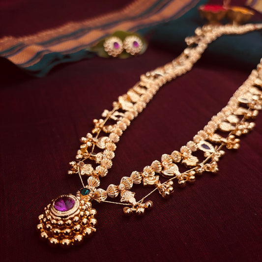 कोल्हापुरी साज + कानातले | Kolhapuri Saaj + Earrings