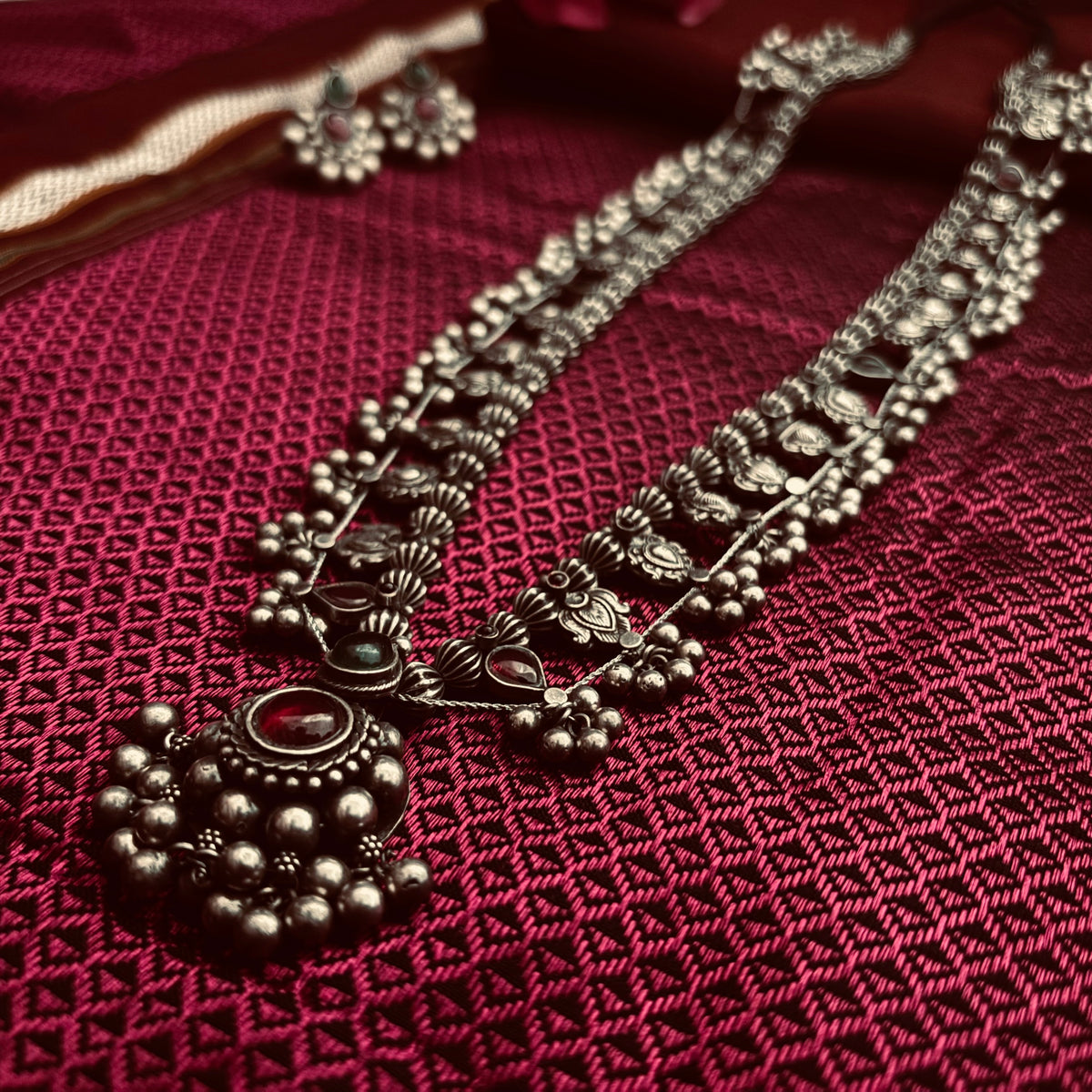 कोल्हापुरी साज । Kolhapuri Saaj + Saaj Earrings