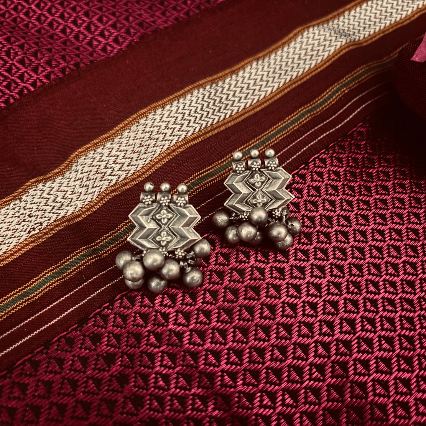 वज्रटीक ठुशी बंद घसाची | Vajrateek Thushi + Earrings